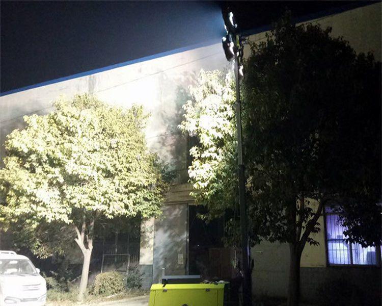奔马移动照明车保障客户夜间施工