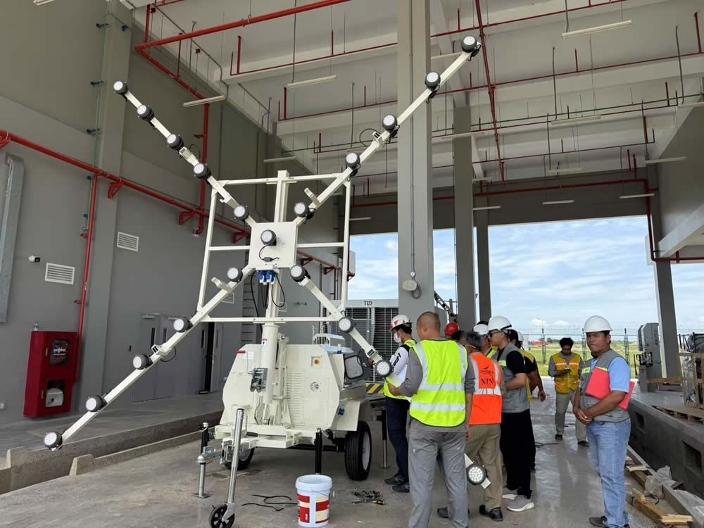 拖车式移动照明车 机场跑道关闭预警标志灯塔4TN4000B