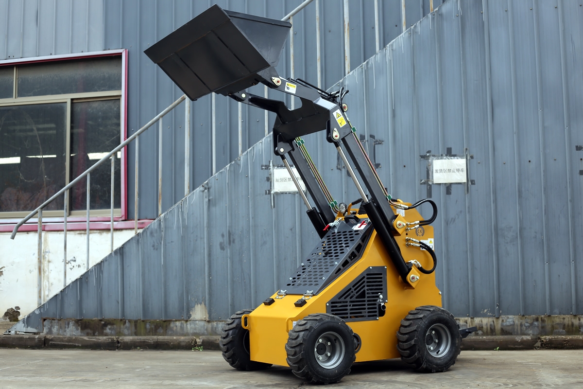 山东奔马(SDBM)履带式/轮胎式滑移装载机BM380