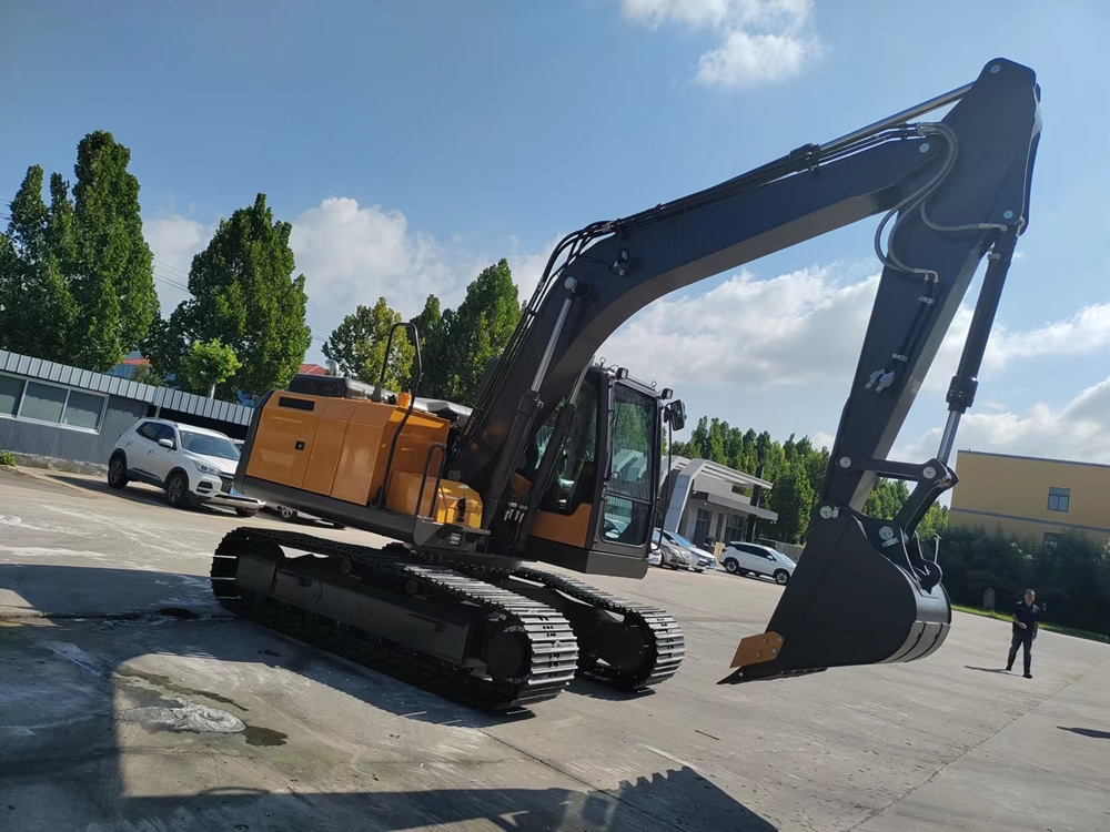 履带式挖掘机BMPC160